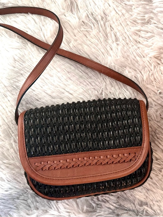 Amanda Smith Handbags - Amanda Smith Crossbody Bag in Black and Brown Woven Vegan Leather